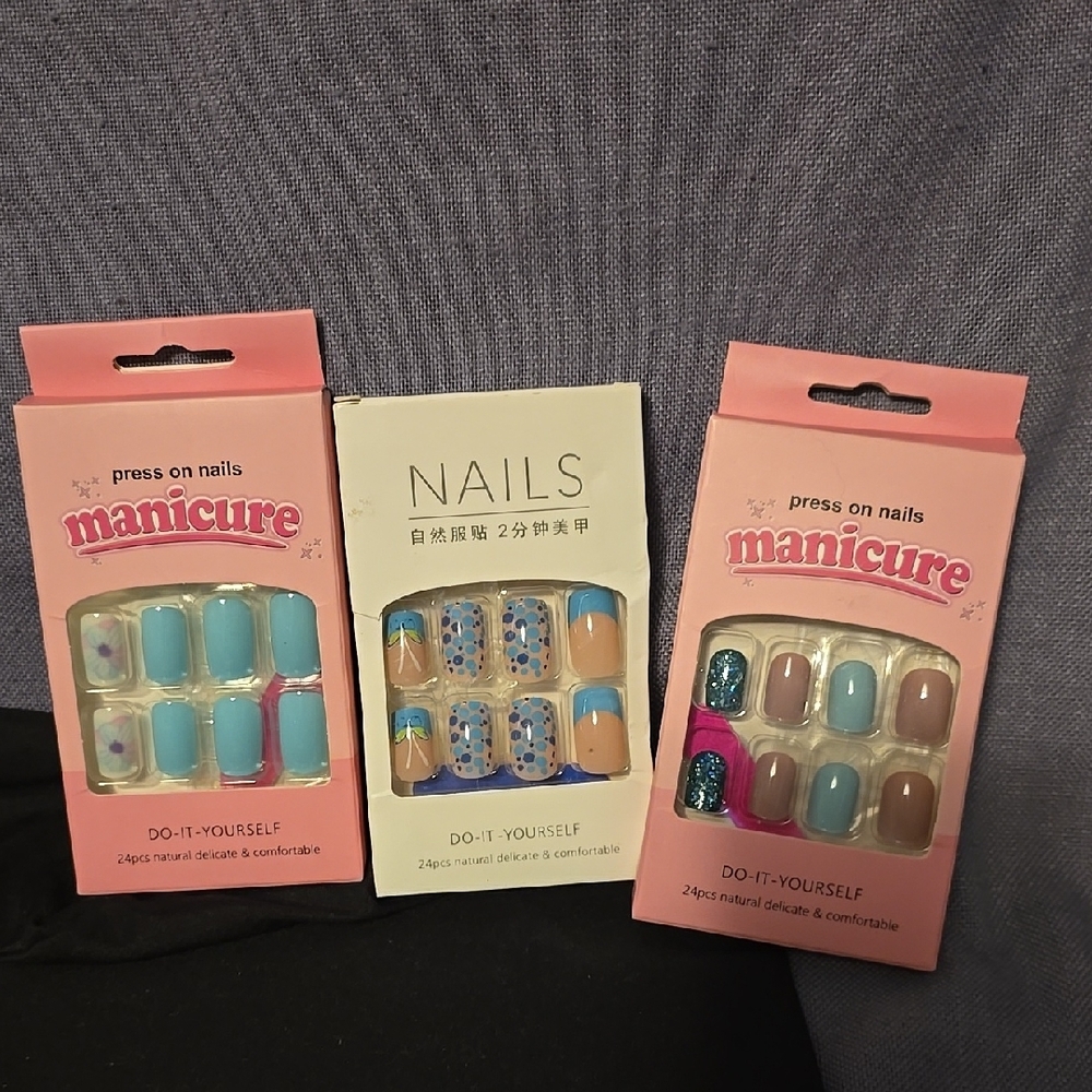 Set of 3 Press On Nails Set - Blue, Cream,Beige